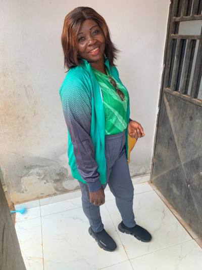 Nadine 41 ans Centre Cameroun