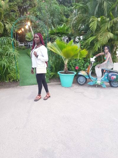 Agnes 35 ans Effoulan  Cameroun