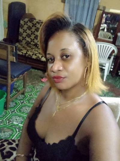 Sacha 34 ans  Madagascar