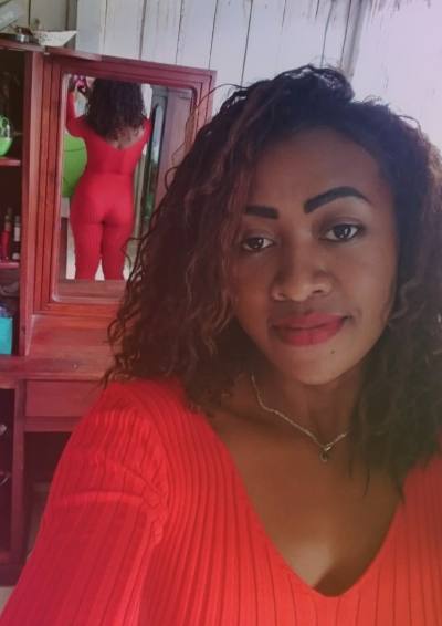 Sylvie 32 ans Toamasina Madagascar