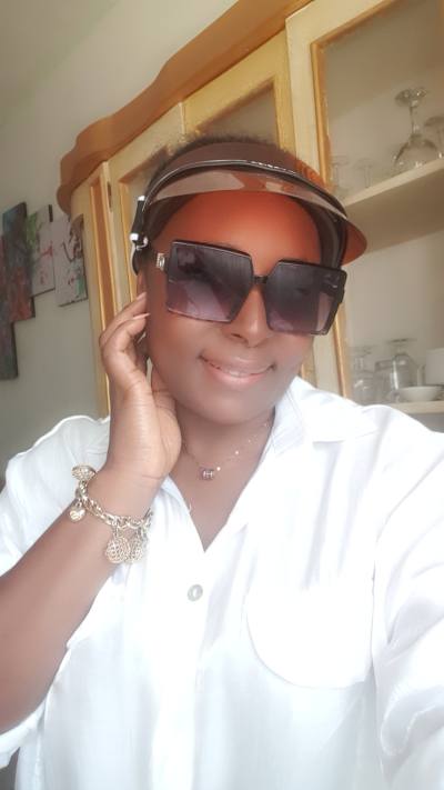 Anita 44 ans Yaounde  Cameroun