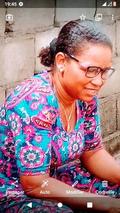 Clarisse 45 ans Toamasina Madagascar