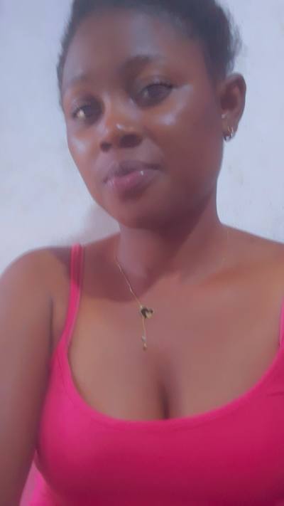 Elisabeth 34 years Yaounde  Cameroon