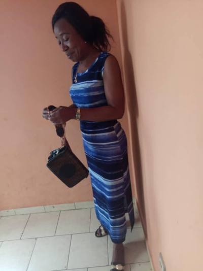 Lucie 61 ans Yaoundé  Cameroun