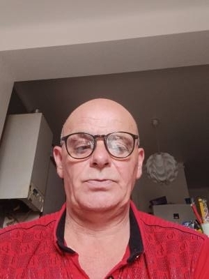 Fabien  57 years Saint Nazaire  France