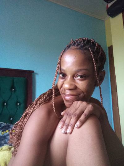 Mimosa 41 ans Douala  Cameroun