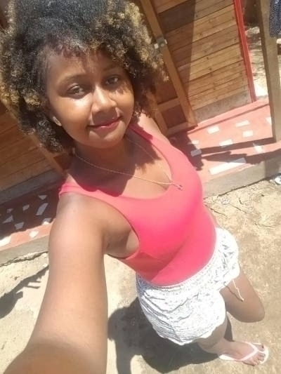 Marie 27 ans Sambava  Madagascar