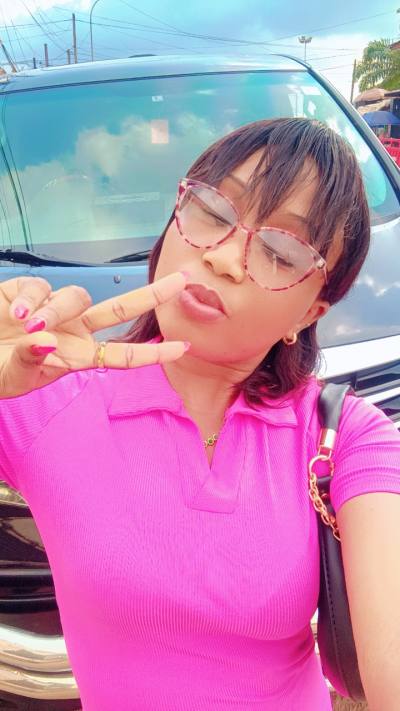 Amandine 36 ans Yaoundé  Cameroun