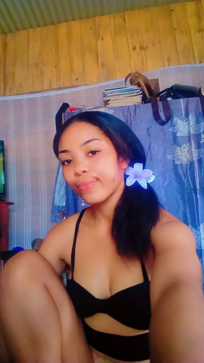 Hornela 27 ans Toamasina  Madagascar