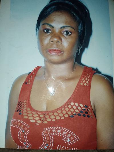 Monique 41 ans Yaoundé  Cameroun