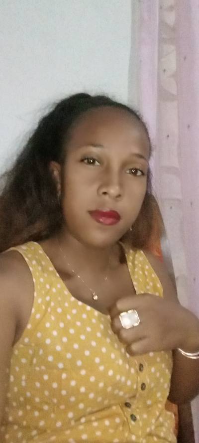 Rosette 33 ans Sambava Madagascar