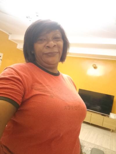 Christelle 42 ans Moanda Gabon