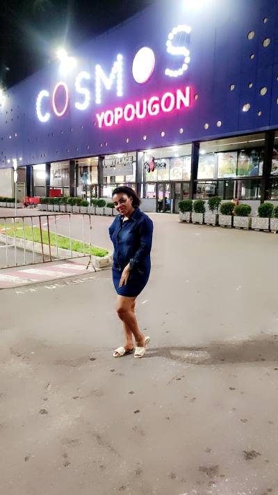 Sophie 36 Jahre Douala  Cameroun