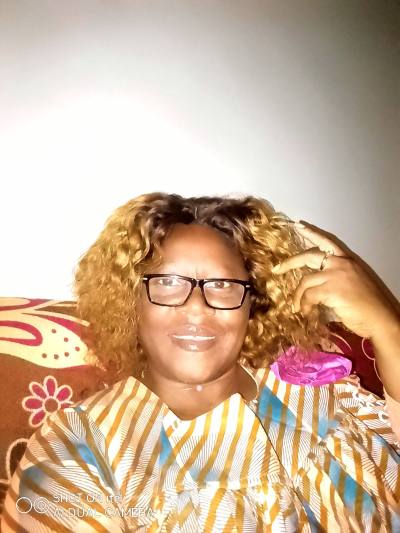 Marie  51 ans Centre Cameroun