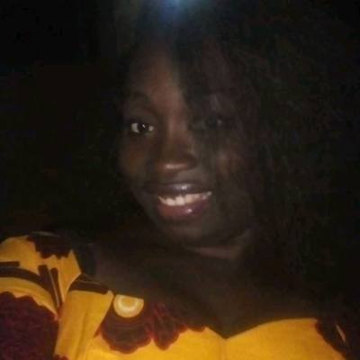 Henriette 32 ans Mbour  Sénégal