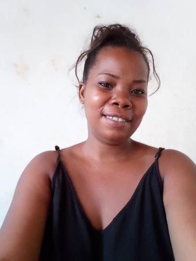 Benedicte 31 years Nosy Be Hell Ville  Madagascar