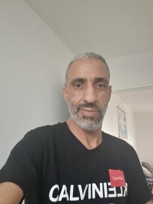 Salim 43 ans Le Havre  France