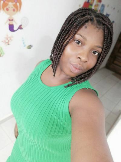 Peggy 23 ans Abidjan  Côte d'Ivoire