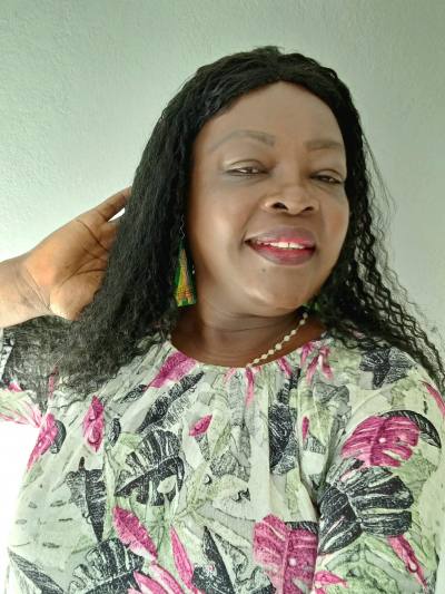 Martine 59 ans Maroua Cameroun