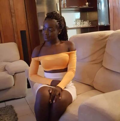 Marie jeanne 28 ans Yaoundé  Cameroun