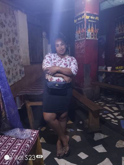 Joayanne 33 ans Tsiroanomandidy Madagascar