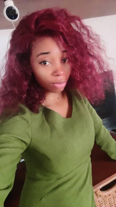 Caline 29 ans Centre  Cameroun