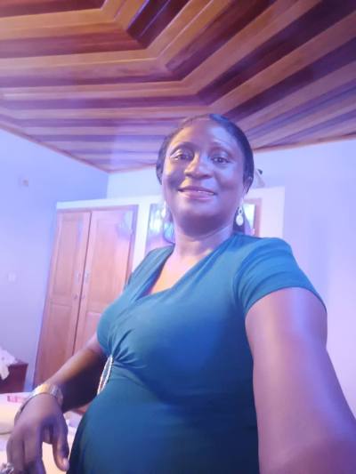 Anne  47 years Douala Cameroon