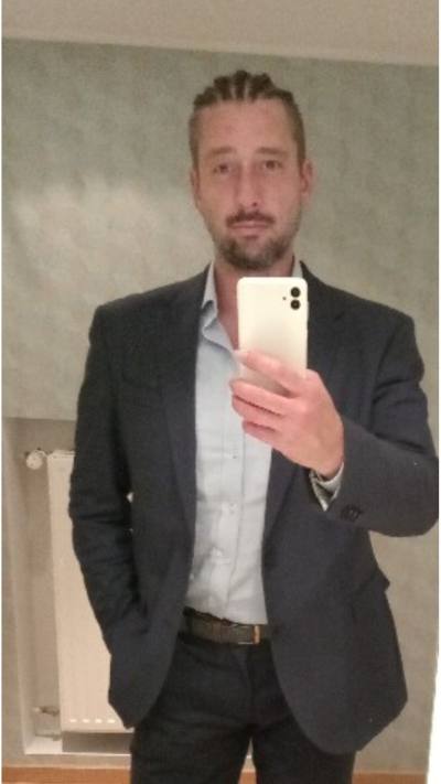 Chris 37 ans Wuppertal Allemagne