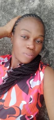 Aline 34 Jahre Yaoundé Kamerun