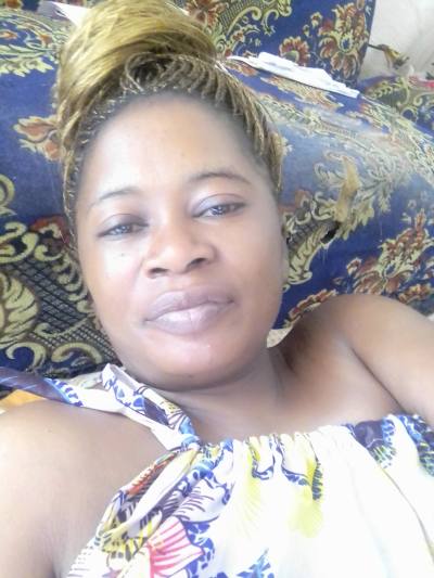 Josée 42 ans Cameroun  Cameroun