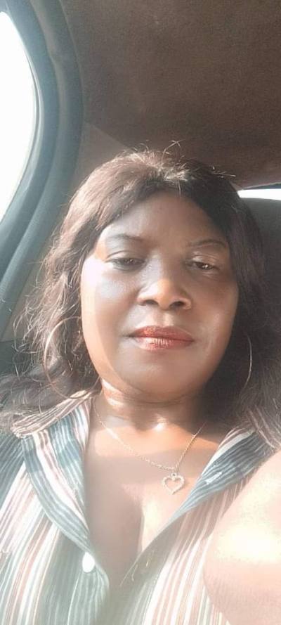 Charlotte 38 ans Centre Cameroun