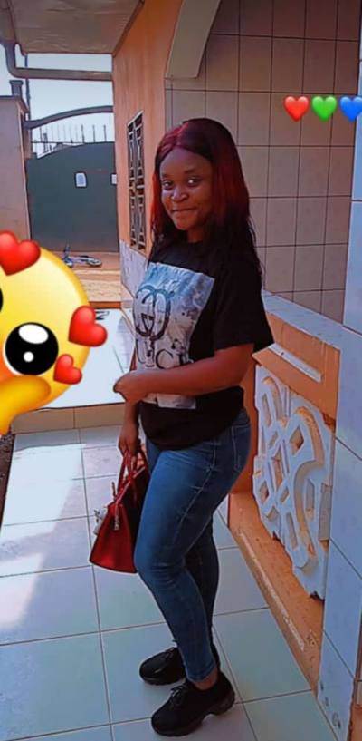 Cassie 23 ans Yaoundé 4  Cameroun