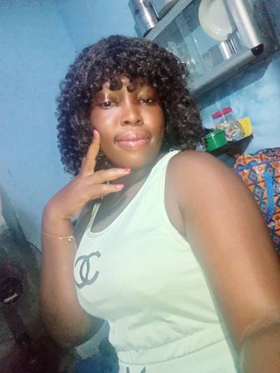 Véronique 29 ans Lomé  Togo