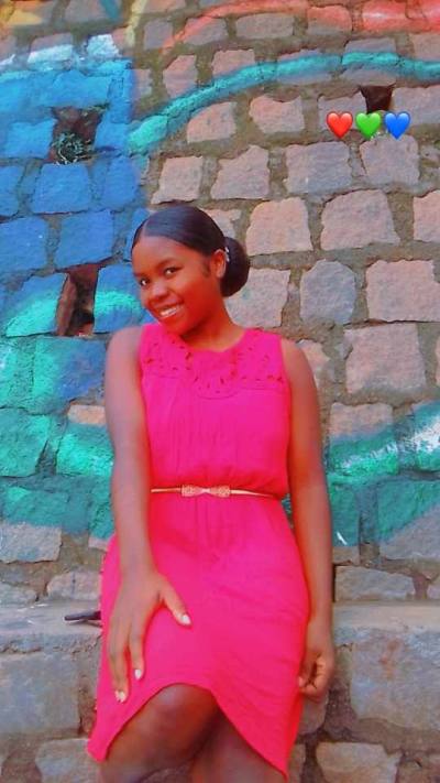 Merita 22 ans Antananarive  Madagascar