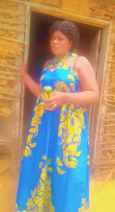 Cecile 32 ans Yaoundé  Cameroun