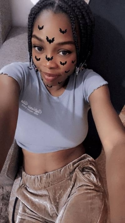 Anne 22 ans Cotonou Bénin