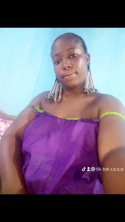 Véronique 29 ans Lomé  Togo