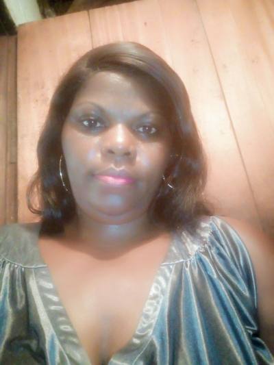 Julienne 46 ans Yaoundé 3 Cameroun