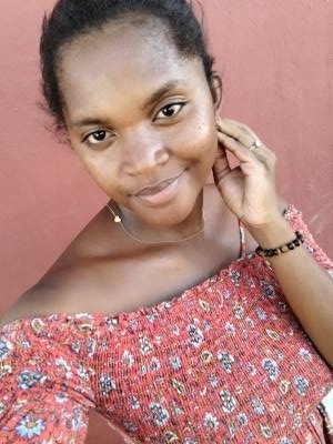 Flavie 29 ans Mahajanga  Madagascar