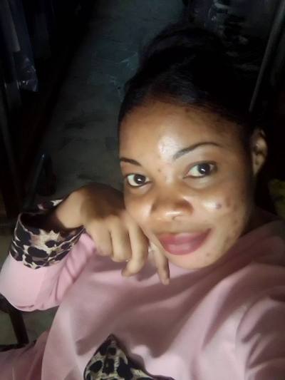 Meloana 36 ans Yaoundé Cameroun