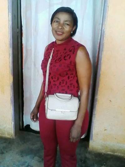 Sophie 47 ans Ekounou Cameroun