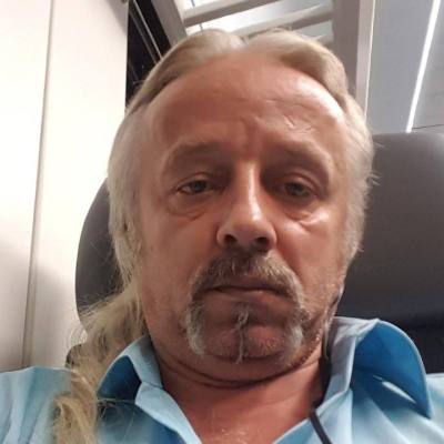 Hans 61 ans Basel Suisse