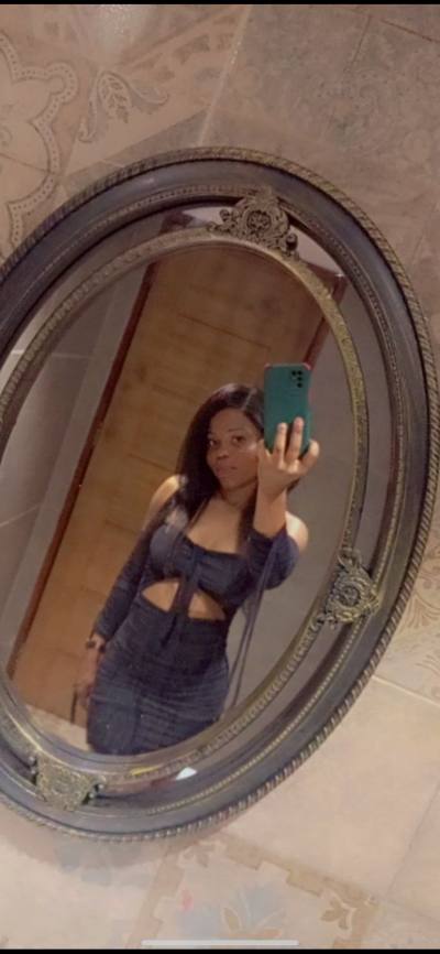 Marie 25 ans Abidjan Côte d'Ivoire