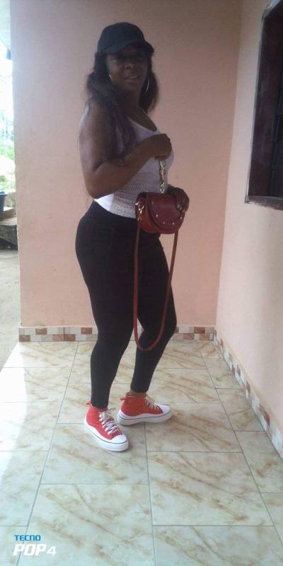 Mireille 45 ans Yaoundé 4 Cameroun