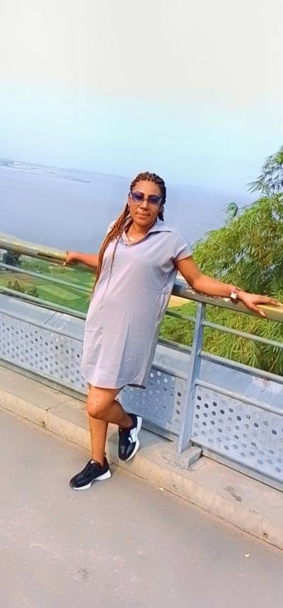 Marie 37 ans Centre  Cameroun