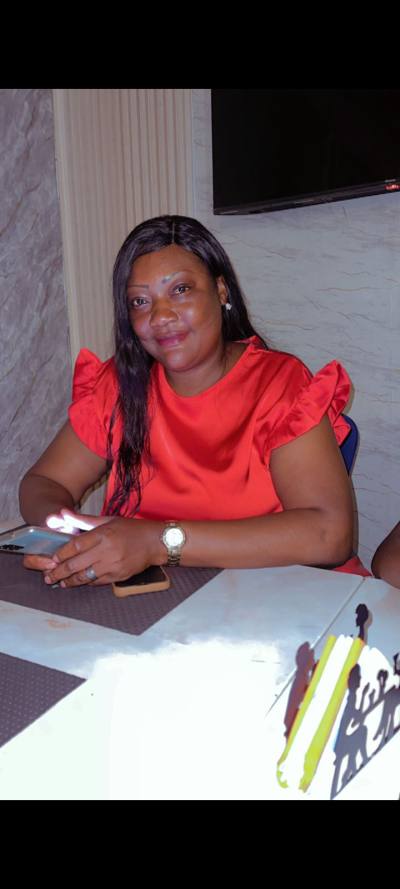 Charlotte 42 ans Yaoundé Iv Cameroun