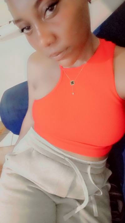 Anaïta 34 ans Yaoundé  Cameroun