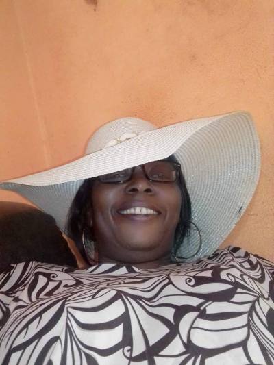 Nadine 49 ans Douala Cameroun