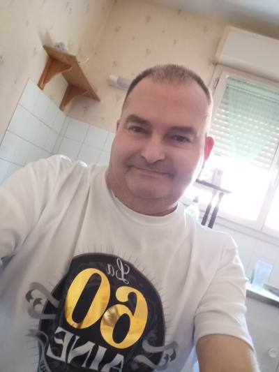 Michel 61 ans Morannes Sur Sarthe Daumeray  France