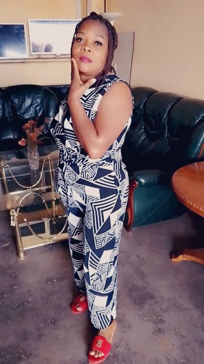 Jacqueline 40 ans  Yaoundé  Cameroun